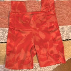 💋3/15 NWOT size small work out pants skinny full length